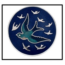 BROOCH SWALLOWS IN FLIGHT